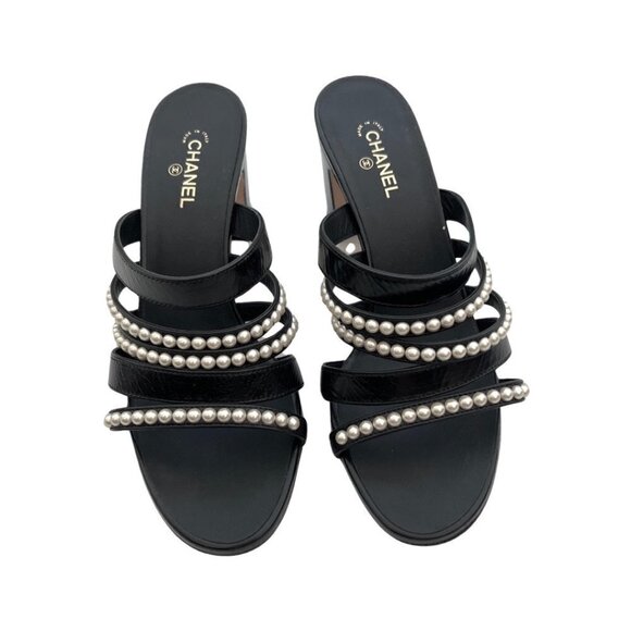 Chanel New double pearl strap mules size 38.5 - Picture 1 of 11